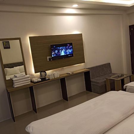 Gods County Hotels & Resorts Tarapith Zewnętrze zdjęcie