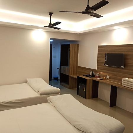 Gods County Hotels & Resorts Tarapith Zewnętrze zdjęcie