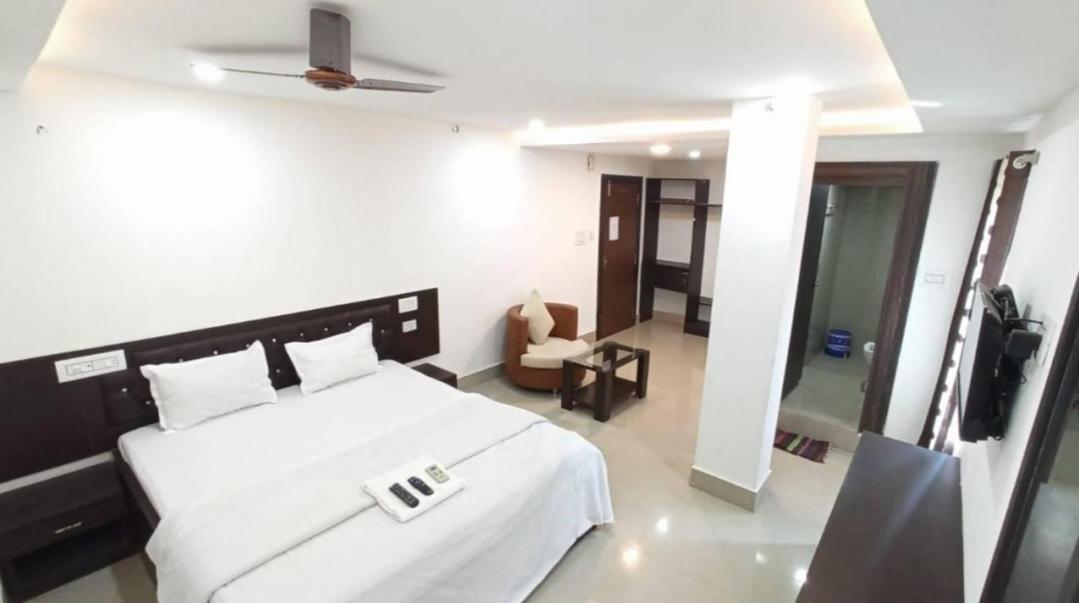 Gods County Hotels & Resorts Tarapith Zewnętrze zdjęcie