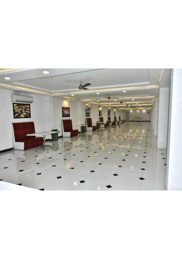 Gods County Hotels & Resorts Tarapith Zewnętrze zdjęcie