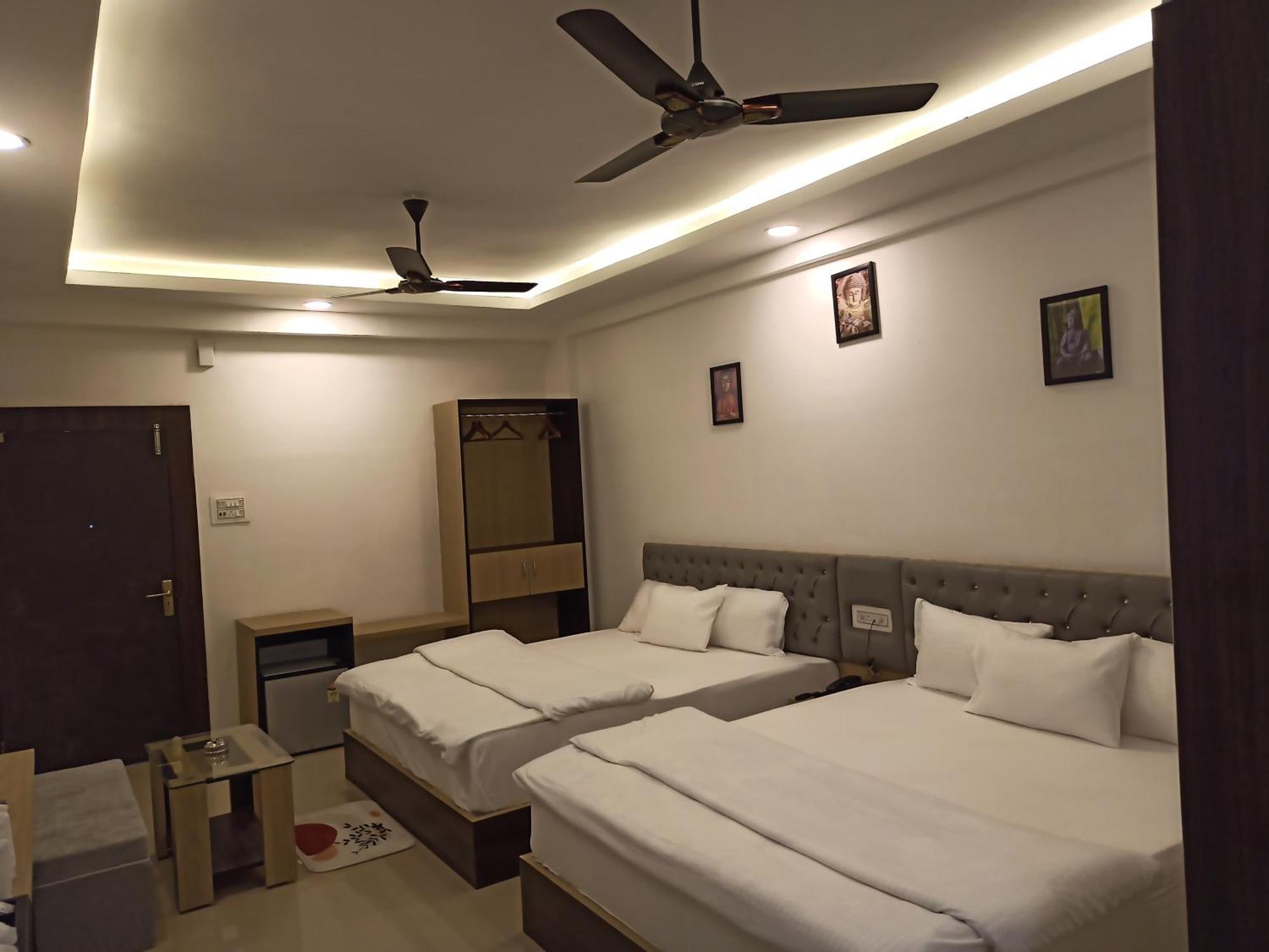 Gods County Hotels & Resorts Tarapith Zewnętrze zdjęcie